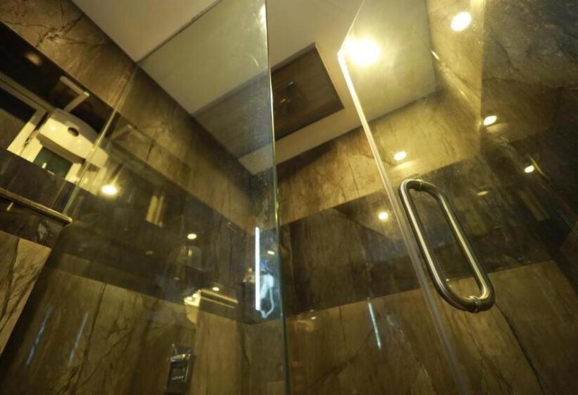 Suíte Familiar, Goodland Elegance