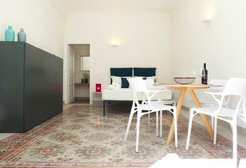 اتاق سوپریور, Versomare Room & Suite