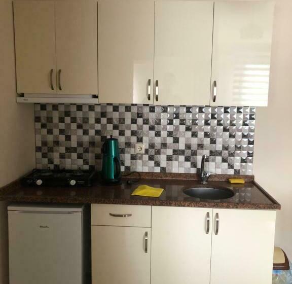 Апартаменты 1 Спальня, Hilal House
