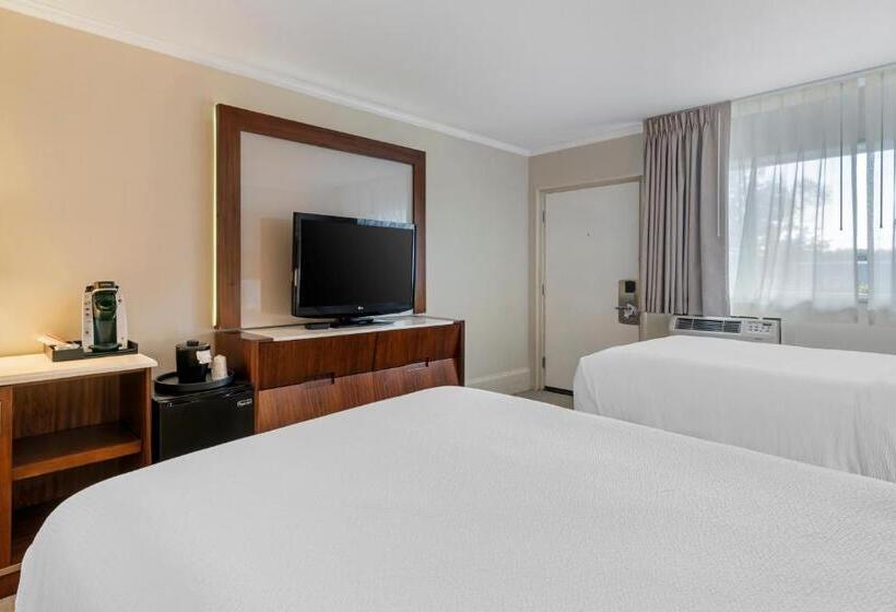 Номер Стандарт, Downtown Dover Inn