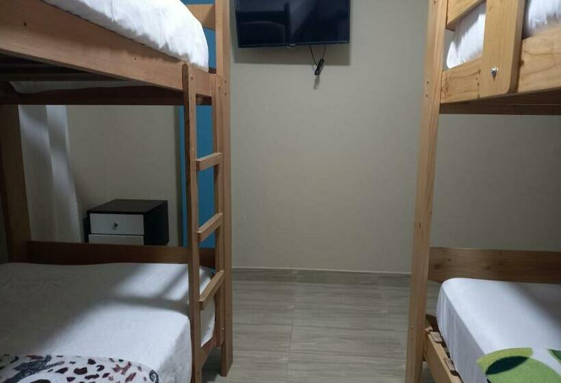 4인용 스탠다드 룸, Hospedaje Welcome Paracas   2 Sucursal