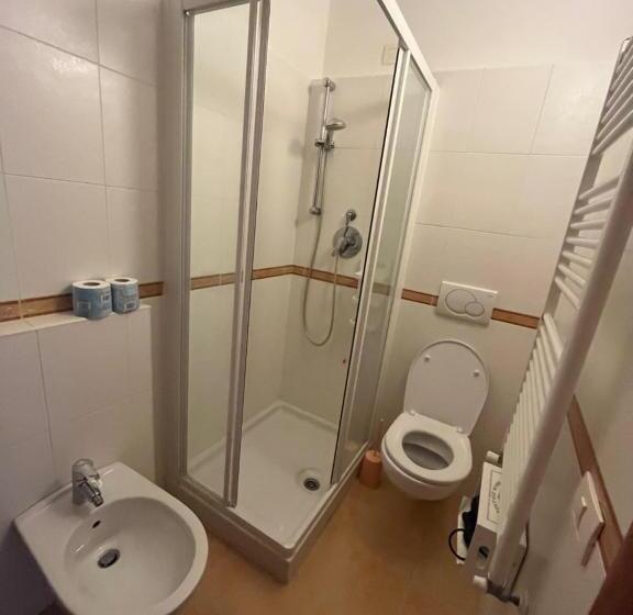 Номер Стандарт, Yolo Rooms