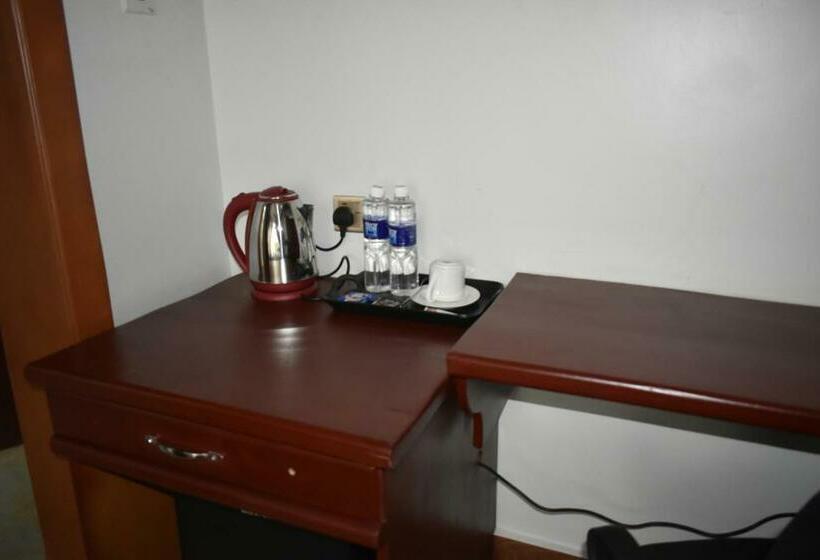 اتاق استاندارد, Bwami Dubai Hotel Kasulu