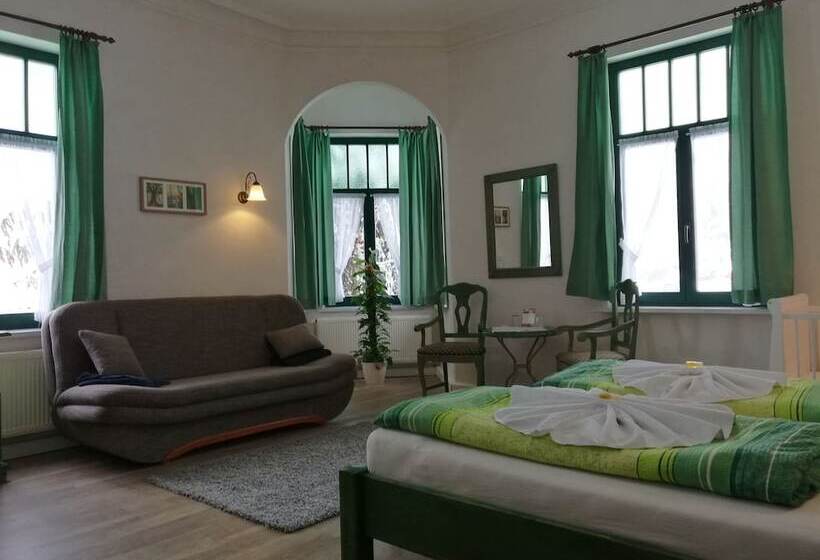 标准间, Villa Alice