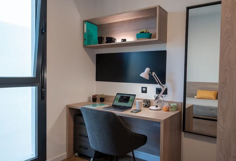 Номер Стандарт Индивидуальный, Micampus Alicante Student Residence
