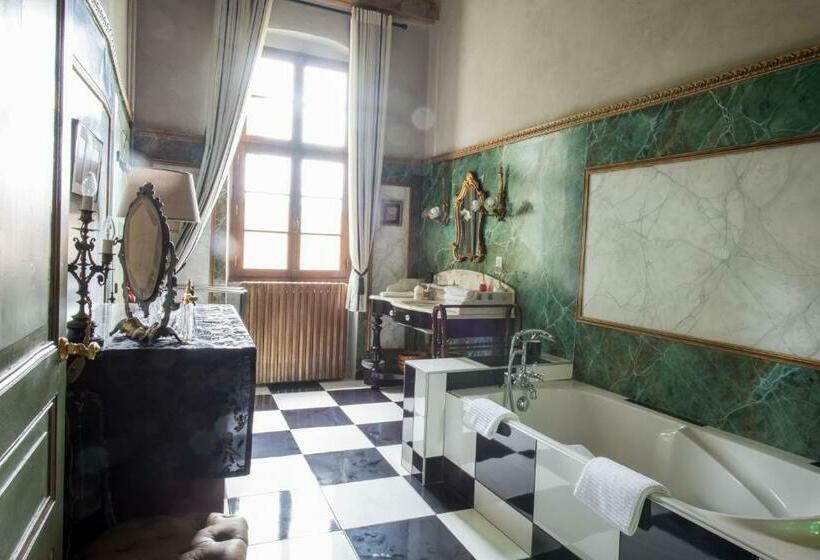 Семейный Номер, Château Beyrin