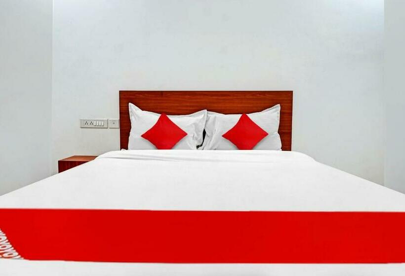 Трехместный Номер Классика, Oyo Flagship 88826 Pruthvi Lodging