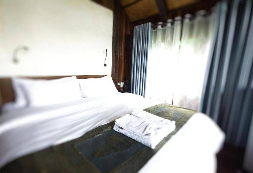 Номер Deluxe Вид на Море, Kawarin Secret Hut Hotel And Resort