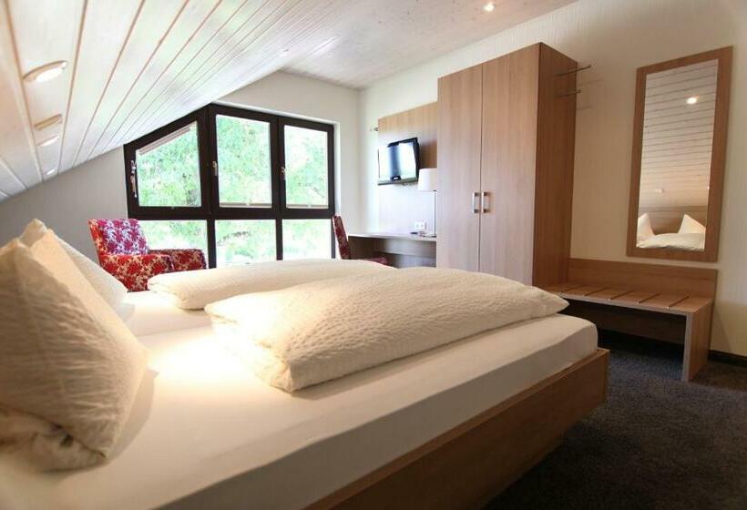 Номер Стандарт, Pension Zur Weinlaube