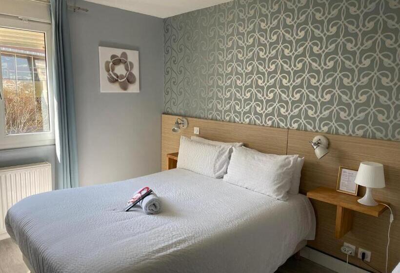 Номер Стандарт Трехместный, Hôtel Oxo