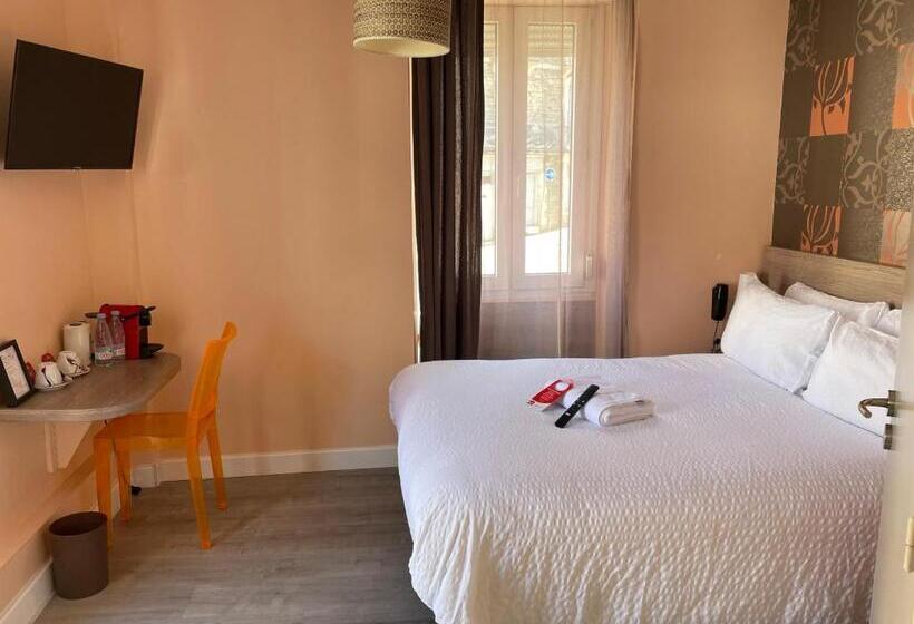 Номер Стандарт с Террасой, Hôtel Oxo