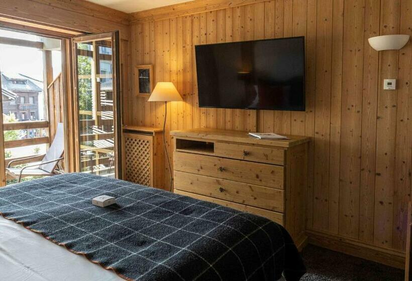 Quarto Estandar, M De Megève