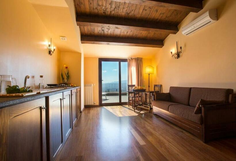 سوییت, Borgo Medievale