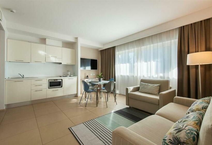 スイート, Dimorae Rooms And Suites   Apartments