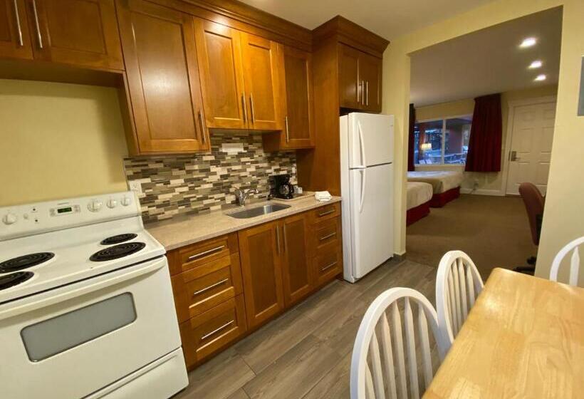 Family Suite, Sahara Courtyard Inn Osoyoos