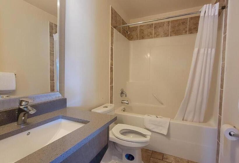 Люкс с Балконом, Sahara Courtyard Inn Osoyoos