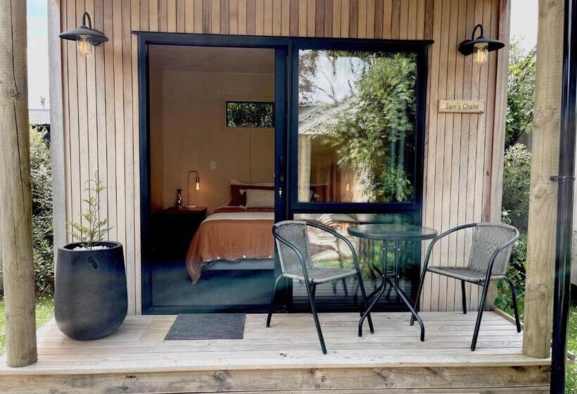 בקתה, Te Anau Lakefront Backpackers