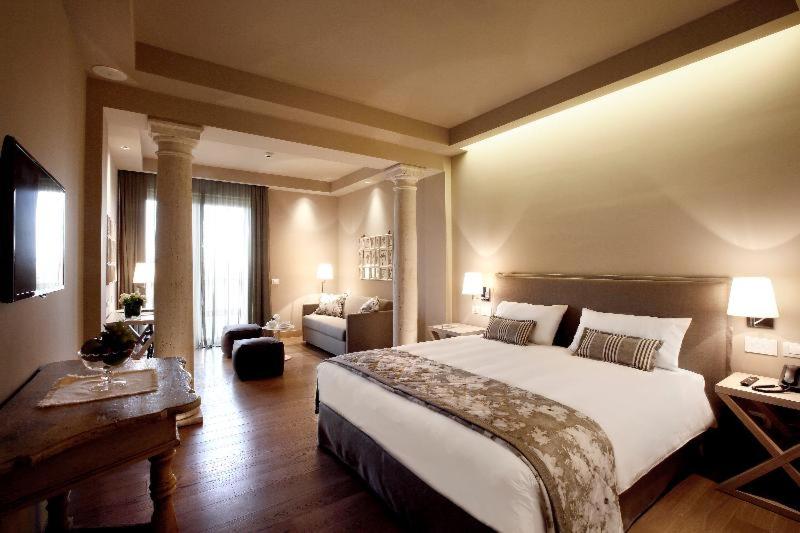 Номер Стандарт Трехместный, Tenuta De L Annunziata  Natural Relais