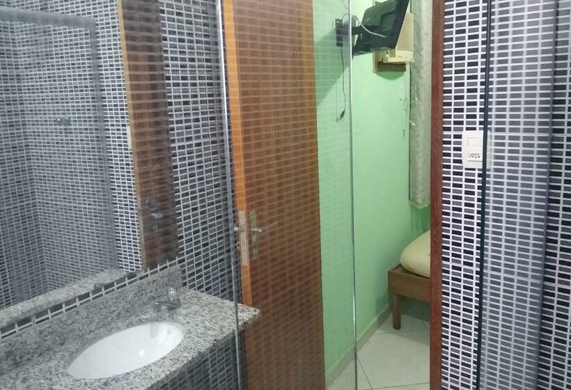 Habitación Estàndard Individual, Barão De Tefé
