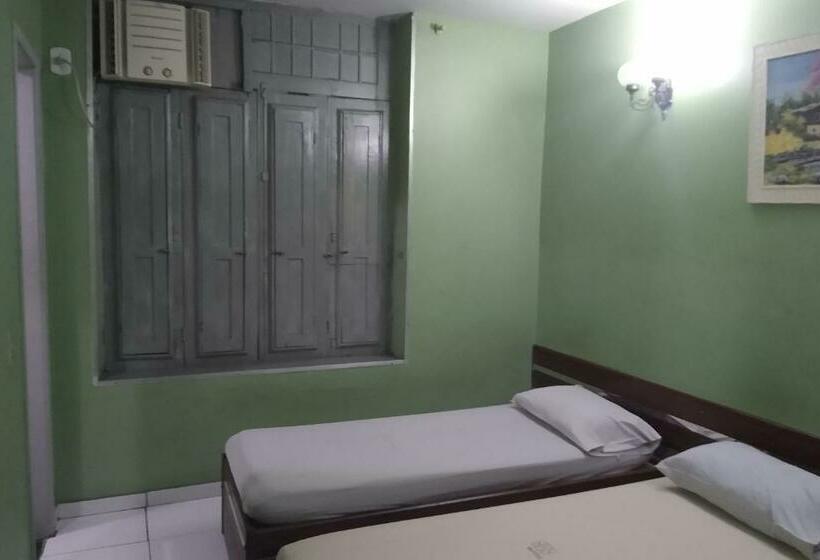 Habitació Triple Estàndard, Barão De Tefé
