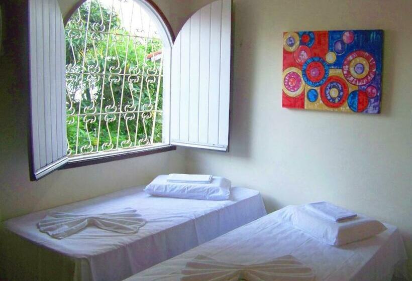Номер Стандарт, Cosmopolitan Hostel