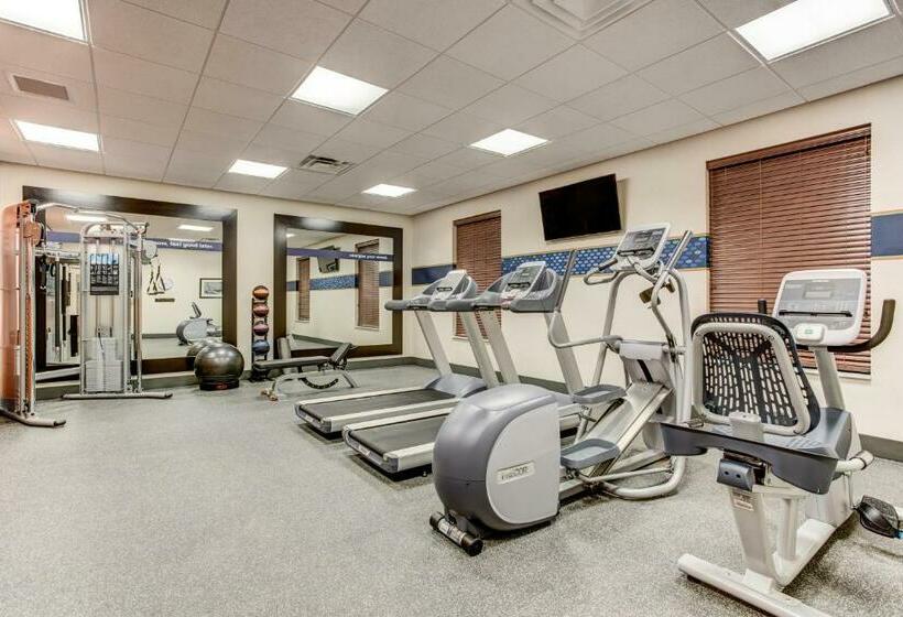 스탠다드 스튜디오 킹침대, Hampton Inn & Suites Manchester