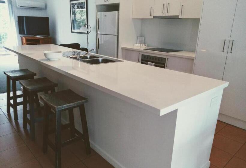 Apartamento 3 Dormitórios, Outrigger Bay