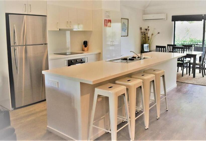 Apartamento 2 Dormitórios, Outrigger Bay