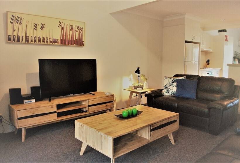Apartamento 3 Dormitórios, Outrigger Bay