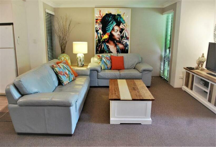 Apartamento 2 Dormitórios, Outrigger Bay