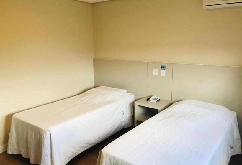 四人标准间, Hiber Hotel   Acesso A Chapecó