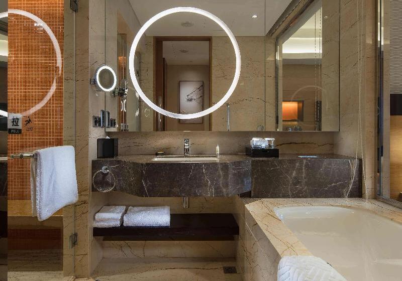 اتاق اجرایی, Hilton Yantai Golden Coast