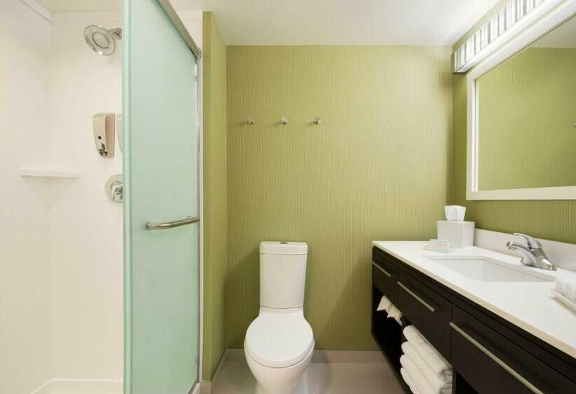 Люкс, Home2 Suites By Hilton Fort St. John