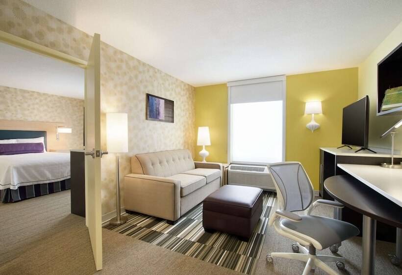 Люкс Адаптированный для Инвалидов, Home2 Suites By Hilton Fort St. John