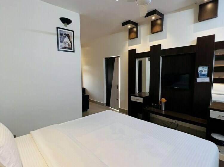 اتاق لوکس, Ritumbraha Hotel & Resort