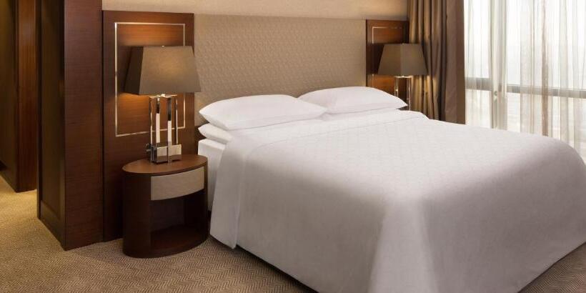 Люкс Кровать Кинг, Sheraton Grand Istanbul Atasehir