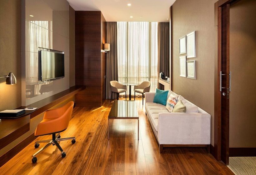Люкс Клуб, Sheraton Grand Istanbul Atasehir