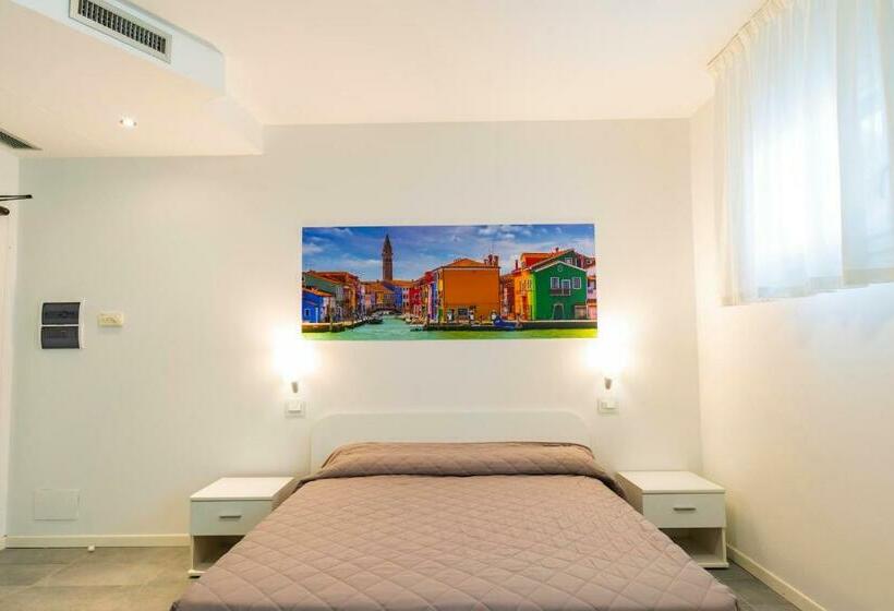 Escritório Estándar, Residence Burano
