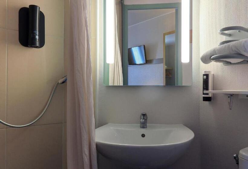 Номер Стандарт, B&b Hotel Dijon Les Portes Du Sud