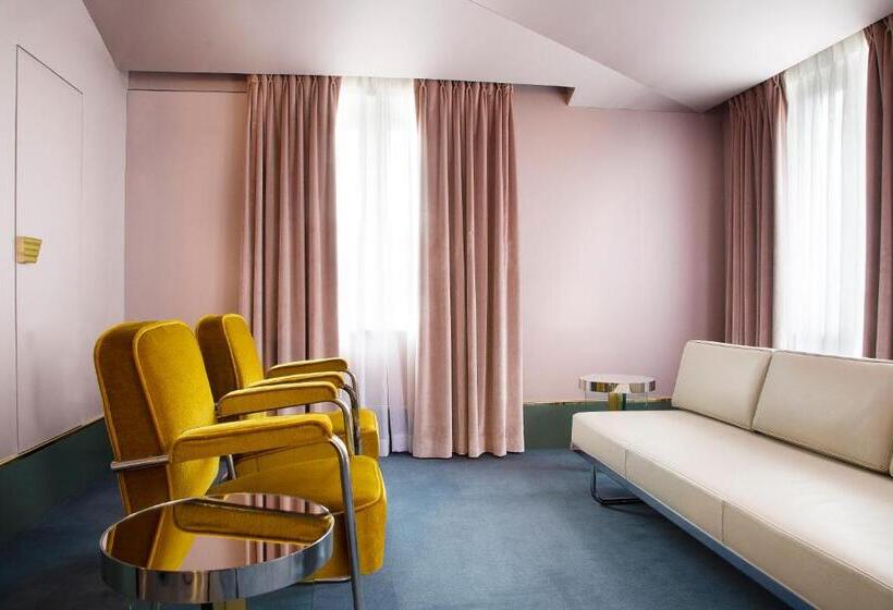 Suite, Saintmarc