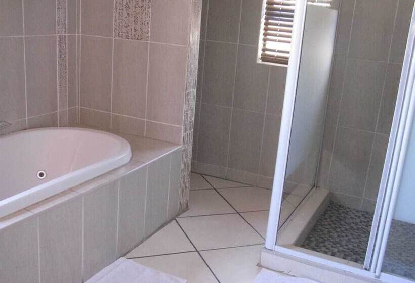 Номер Стандарт, Ikaze Guest House