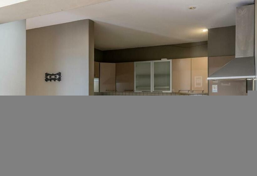 Апартаменты 3 Спальни, Point Village Hotel And Self Catering