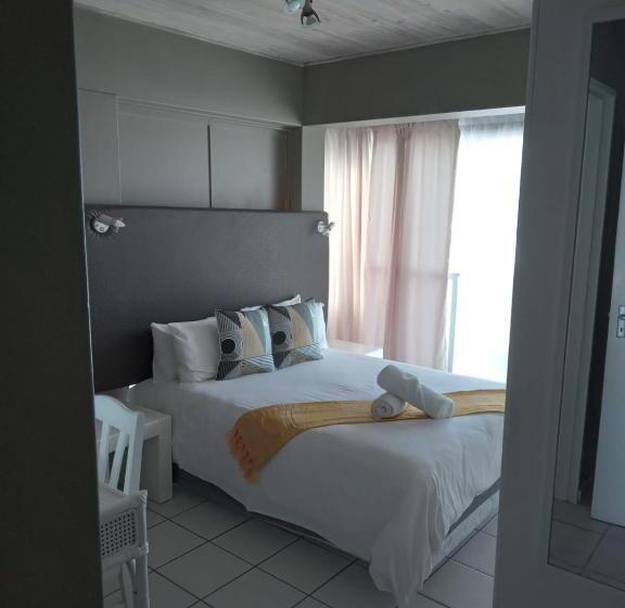 Апартаменты 1 Спальня Вид на Море, Point Village Hotel And Self Catering