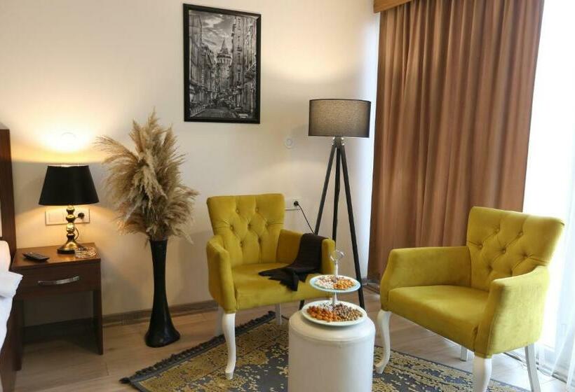 Quarto standard, Cebeci Grand
