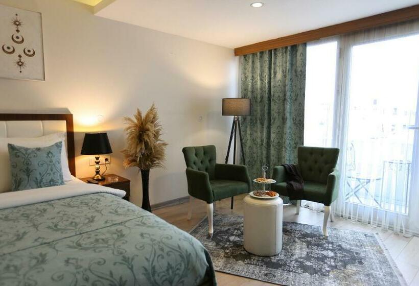 Quarto standard, Cebeci Grand