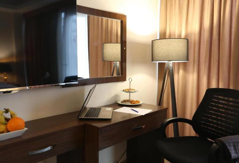 Quarto standart individual, Cebeci Grand
