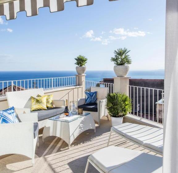 Апартаменты 1 Спальня с Террасой Вид на Море, La Malandrina   Apartments & Suites