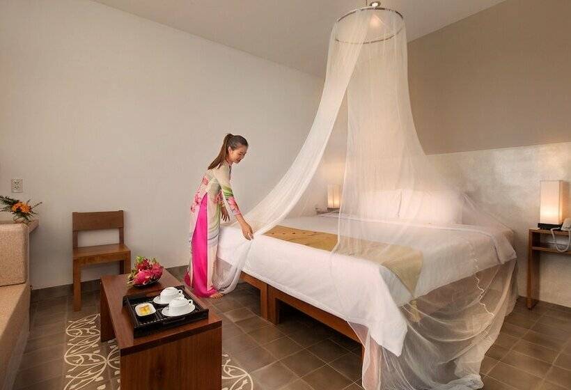 Standard studio with lake view, Mekong Riverside Boutique Resort & Spa