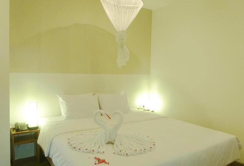 Standard bungalow river view, Mekong Riverside Boutique Resort & Spa