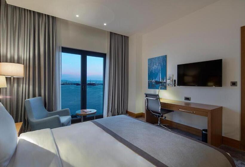キングサイズベッドのスタンダードルーム, Holiday Inn Istanbul   Tuzla Bay, An Ihg